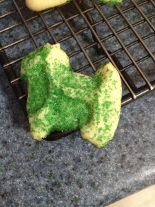A full-figured, very green doggie cookie!